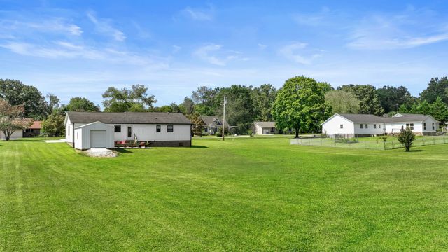 193 Timberlake Dr, Estill Springs, TN 37330