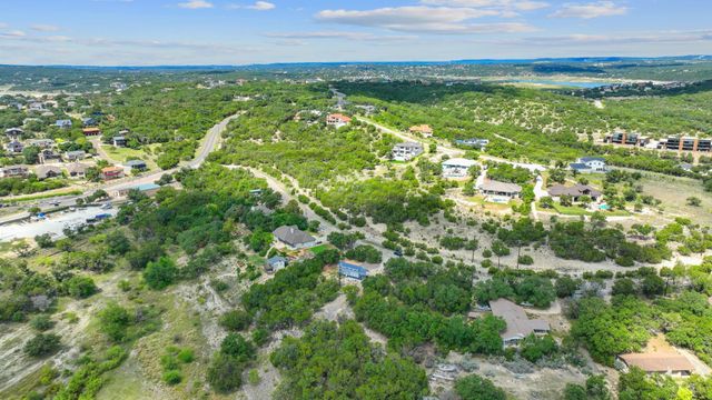 635 Ivean Pearson RD, Lago Vista, TX 78645