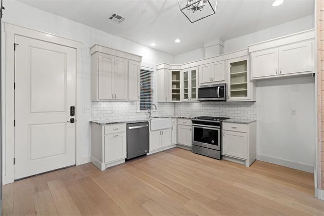 29 Water Street 3, Carlton Landing, OK 74432