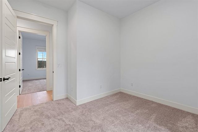 29 Water Street 3, Carlton Landing, OK 74432