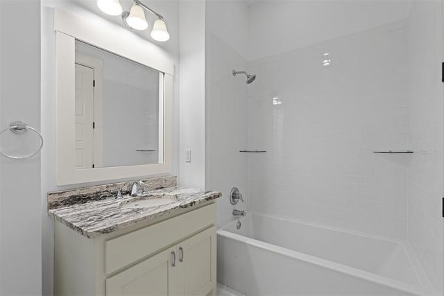 29 Water Street 3, Carlton Landing, OK 74432