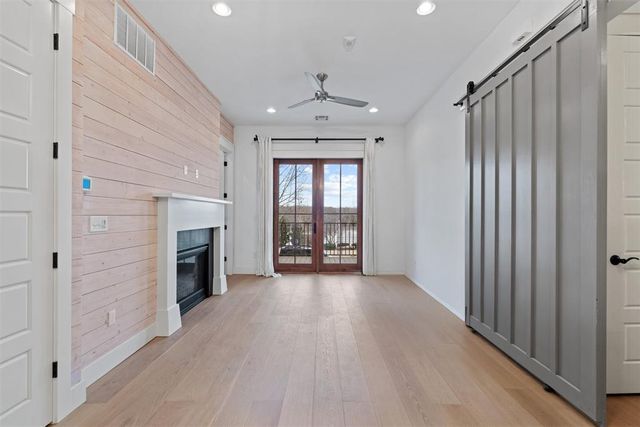 29 Water Street 3, Carlton Landing, OK 74432