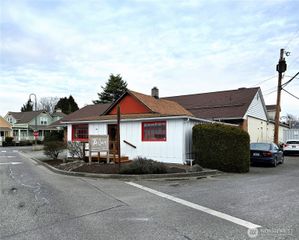 105 Maple Avenue, La Conner, WA 98257
