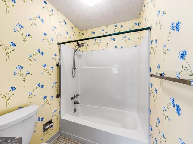 2405 Post Oak Tritt Road, Marietta, GA 30062