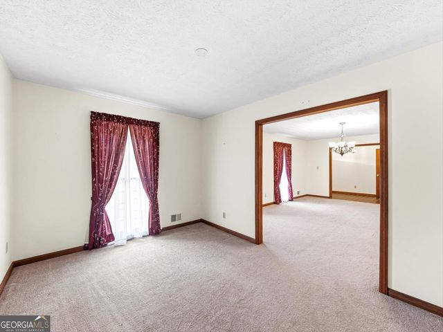 2405 Post Oak Tritt Road, Marietta, GA 30062