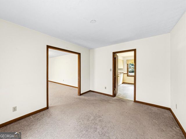 2405 Post Oak Tritt Road, Marietta, GA 30062