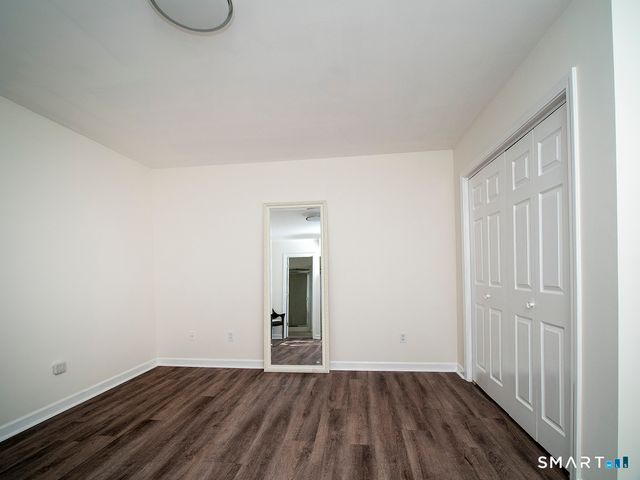 81 Old Stratfield Road, Fairfield, CT 06825