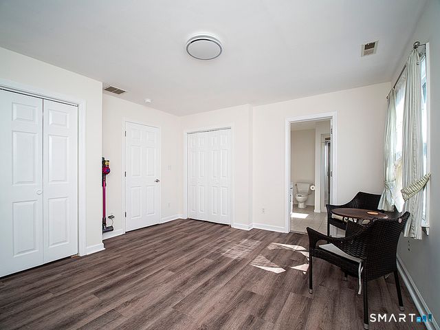 81 Old Stratfield Road, Fairfield, CT 06825