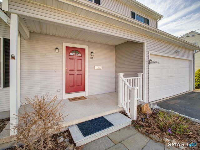 81 Old Stratfield Road, Fairfield, CT 06825