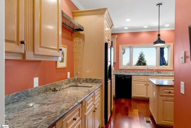 5 Falcons Ledge Drive, Landrum, SC 29356