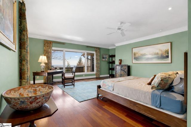 5 Falcons Ledge Drive, Landrum, SC 29356