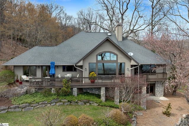 5 Falcons Ledge Drive, Landrum, SC 29356