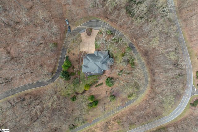 5 Falcons Ledge Drive, Landrum, SC 29356