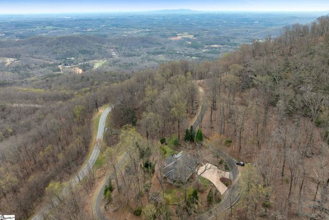 5 Falcons Ledge Drive, Landrum, SC 29356