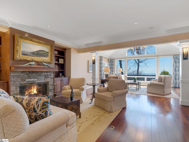 5 Falcons Ledge Drive, Landrum, SC 29356