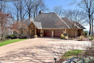 5 Falcons Ledge Drive, Landrum, SC 29356