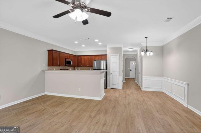 806 Tulip Poplar Way, Lawrenceville, GA 30044