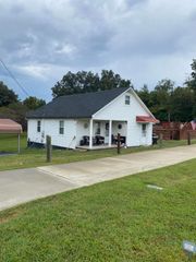 90 Prindle Street, Williamsburg, KY 40769