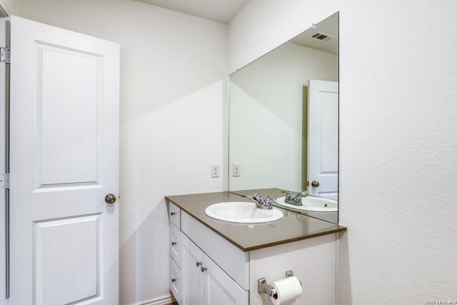 6020 Forenoon, Bulverde, TX 78163