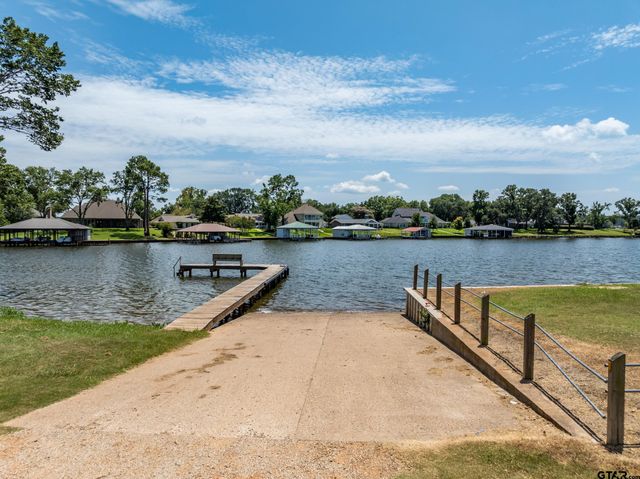 109 Key Allegro Dr, Bullard, TX 75757