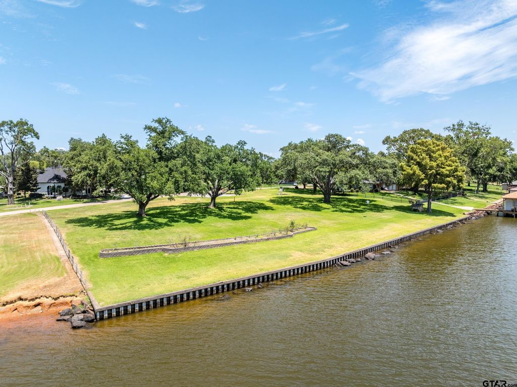 109 Key Allegro Dr, Bullard, TX 75757