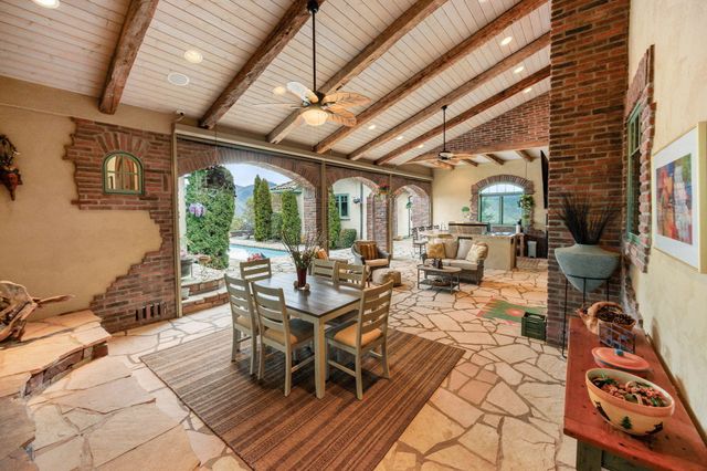 7762 Old Stage Road, Central Point, OR 97502