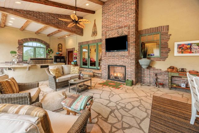 7762 Old Stage Road, Central Point, OR 97502