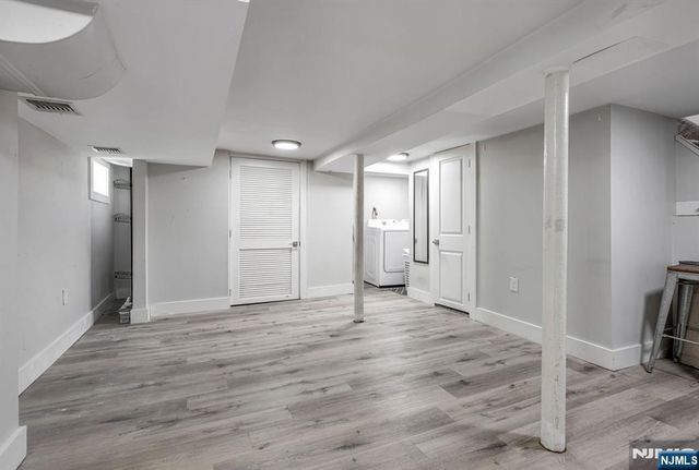 1154 Stasia Street, Teaneck, NJ 07666