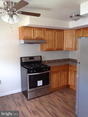528 FOSTER ST, Philadelphia, PA 19116