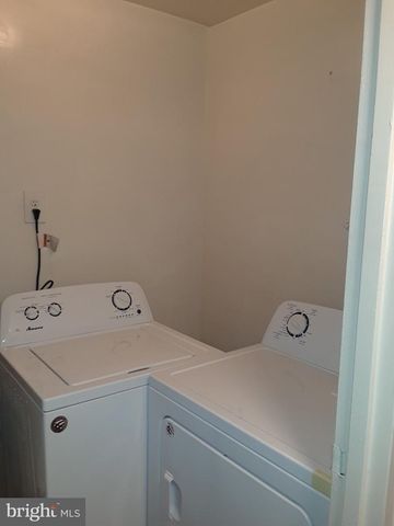 528 FOSTER ST, Philadelphia, PA 19116