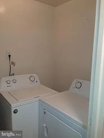 528 FOSTER ST, Philadelphia, PA 19116