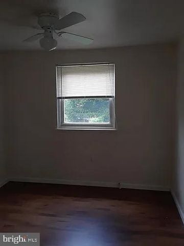 528 FOSTER ST, Philadelphia, PA 19116