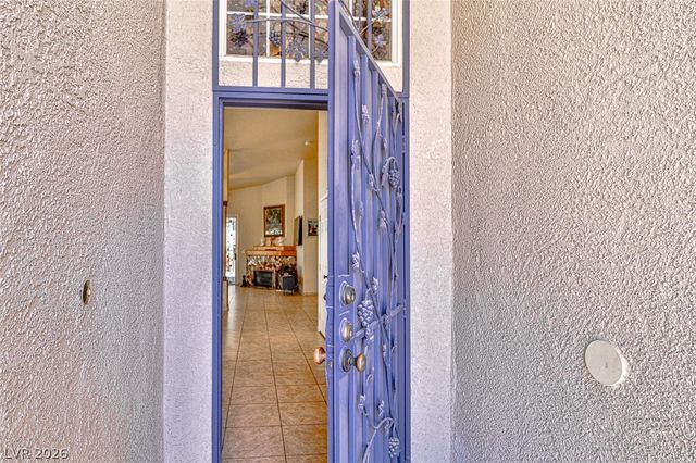 5752 Shermer Court, Las Vegas, NV 89120