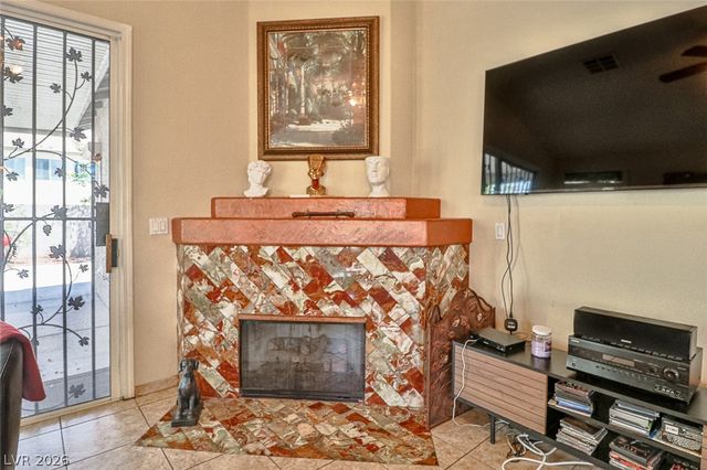 5752 Shermer Court, Las Vegas, NV 89120