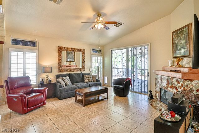 5752 Shermer Court, Las Vegas, NV 89120