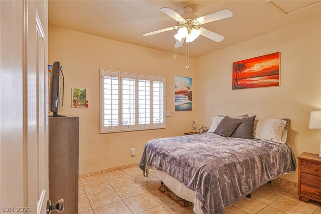 5752 Shermer Court, Las Vegas, NV 89120