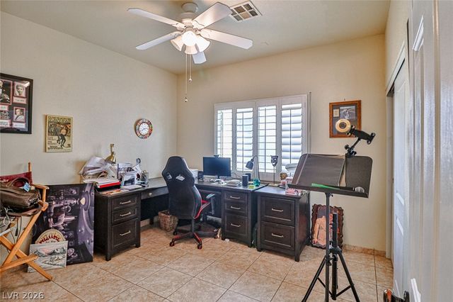 5752 Shermer Court, Las Vegas, NV 89120