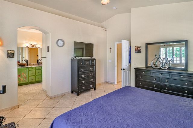 5752 Shermer Court, Las Vegas, NV 89120