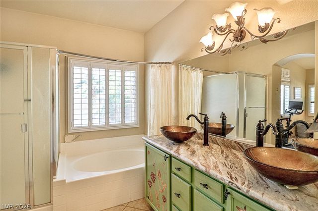 5752 Shermer Court, Las Vegas, NV 89120