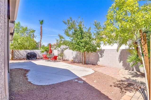 5752 Shermer Court, Las Vegas, NV 89120