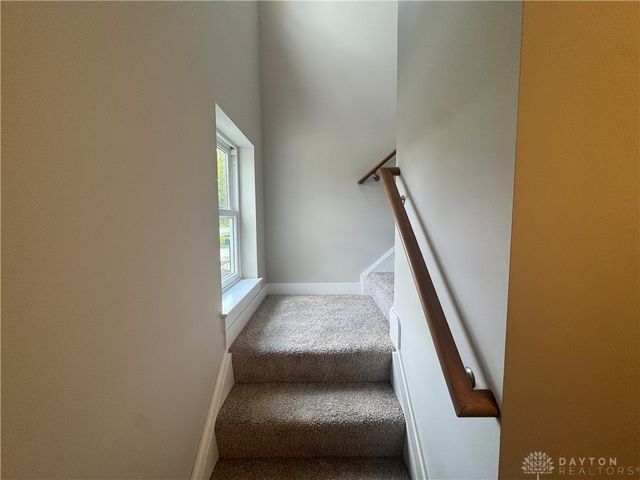 2905 Acorn Drive, Dayton, OH 45419