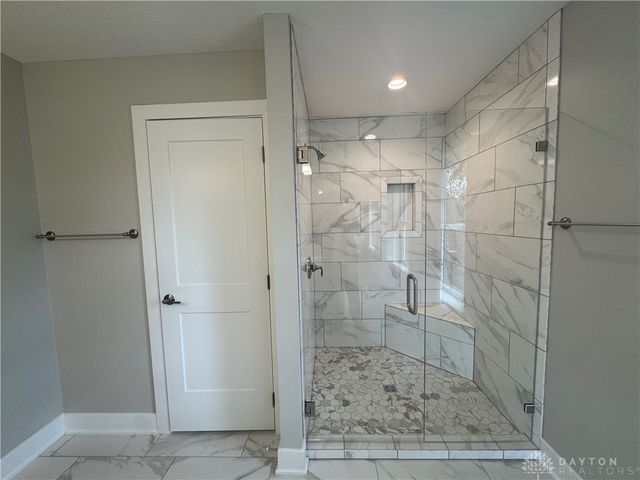 2905 Acorn Drive, Dayton, OH 45419