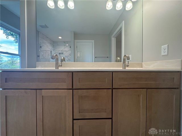 2905 Acorn Drive, Dayton, OH 45419