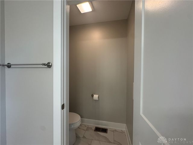 2905 Acorn Drive, Dayton, OH 45419