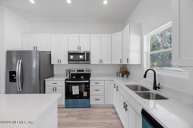 7465 DONALD Street, Keystone Heights, FL 32656