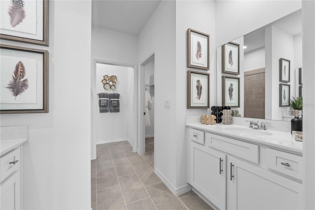 Image 36 of property listing at 10169 HUNTINGNET WAY, Leesburg, FL 34748