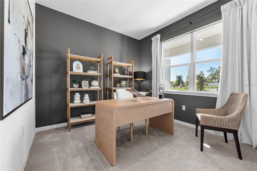 Image 8 of property listing at 10169 HUNTINGNET WAY, Leesburg, FL 34748