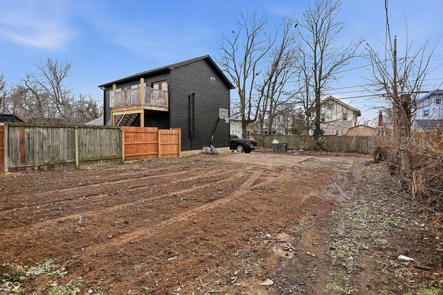 3748 Ruckle Street, Indianapolis, IN 46205