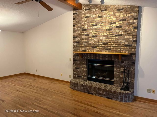 4600 Oakridge Drive, Midland, MI 48640