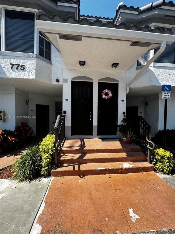 775 SW 148th Ave 1606, Sunrise, FL 33325